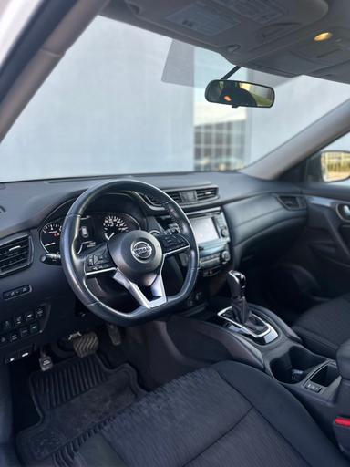 Nissan Rogue 2017 - Thumbnail 9