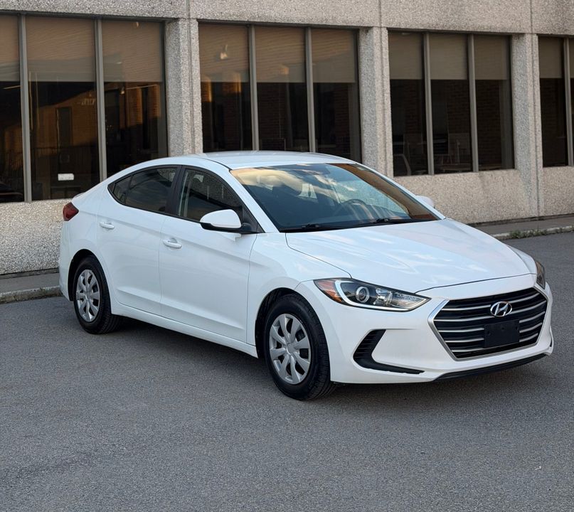 Hyundai Elantra 2018 - Image 1