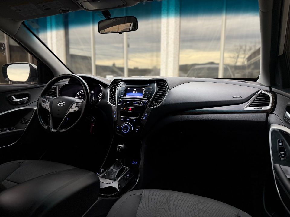 Hyundai Santa Fe Sport 2017 - Image 19