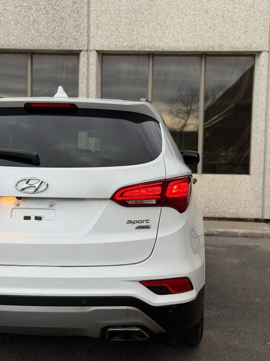Hyundai Santa Fe Sport 2017 - Image 8