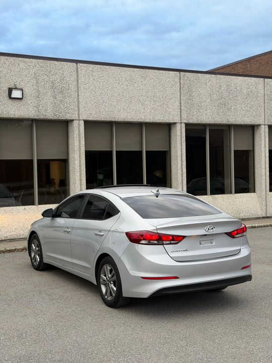 Hyundai Elantra 2018 - Image 8