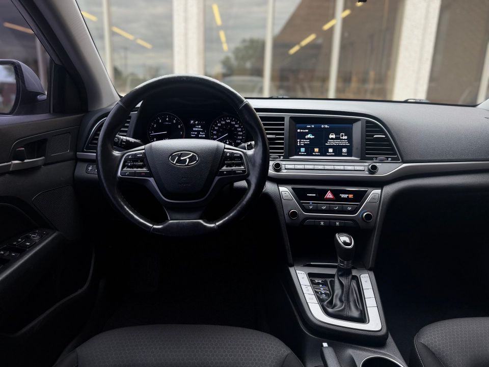 Hyundai Elantra 2018 - Image 15