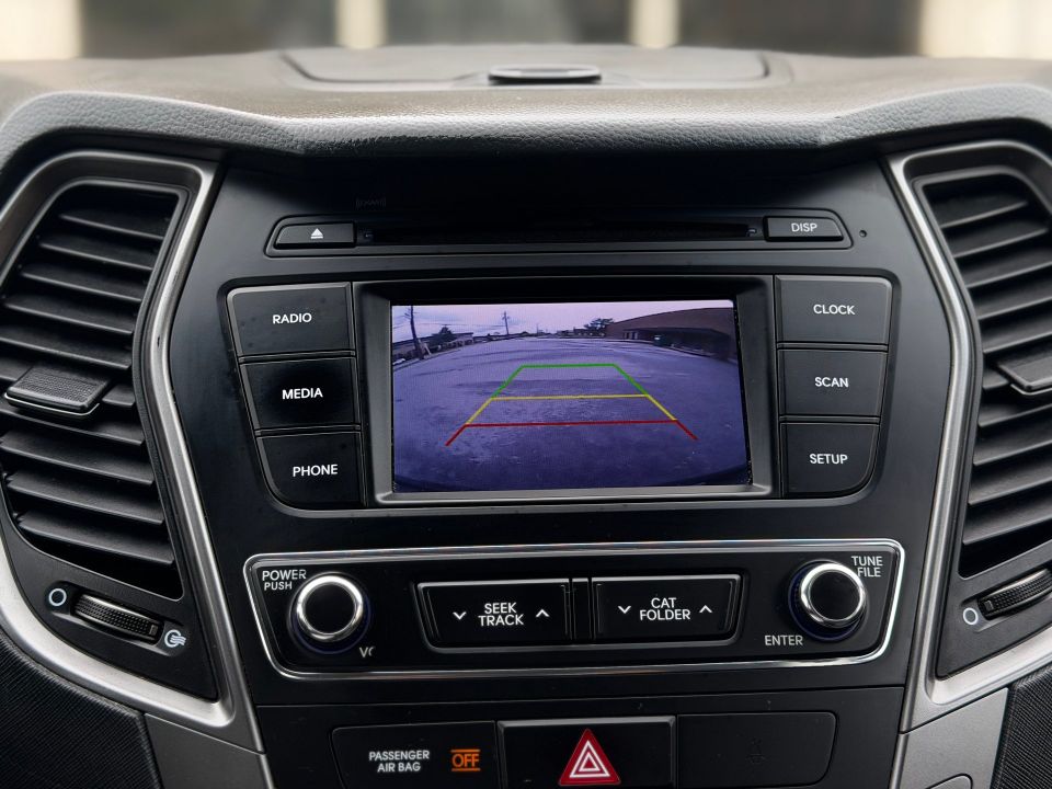 Hyundai Santa Fe Sport 2017 - Image 22