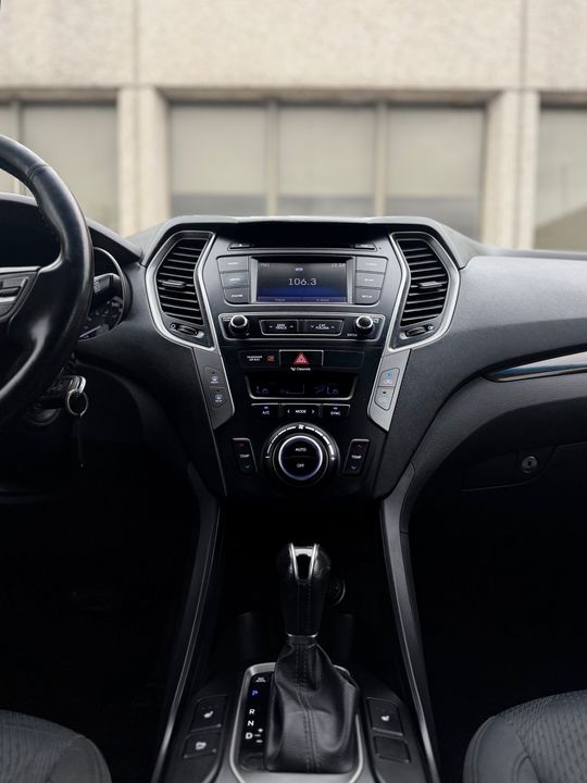 Hyundai Santa Fe Sport 2017 - Image 13
