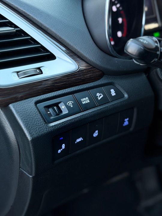 Hyundai Santa Fe Sport 2018 - Image 14