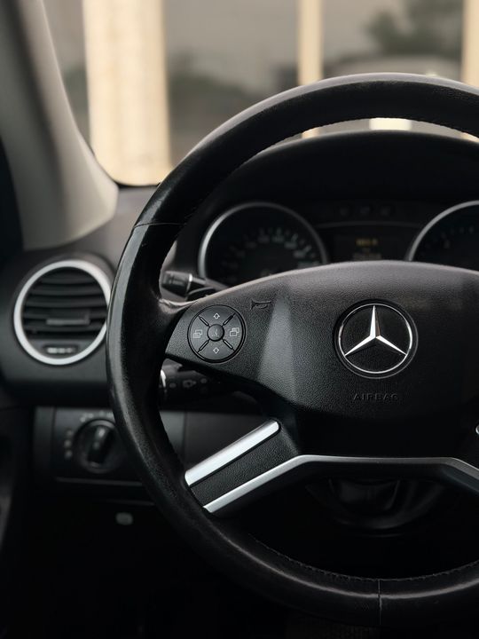 Mercedes-Benz ML 350 BlueTEC 2010 - Image 11