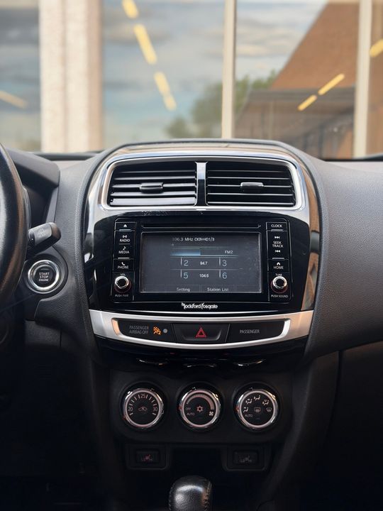 Mitsubishi RVR 2016 - Image 12