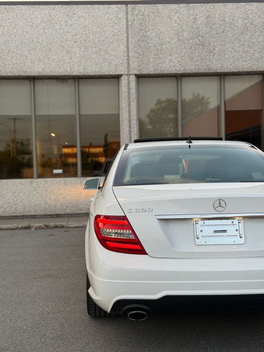 Mercedes-Benz C 300 2013 - Image 6