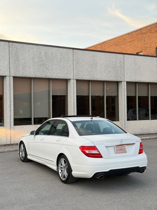 Mercedes-Benz C 300 2013 - Image 9