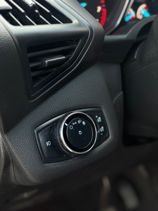 Ford Escape 2014 - Image 10