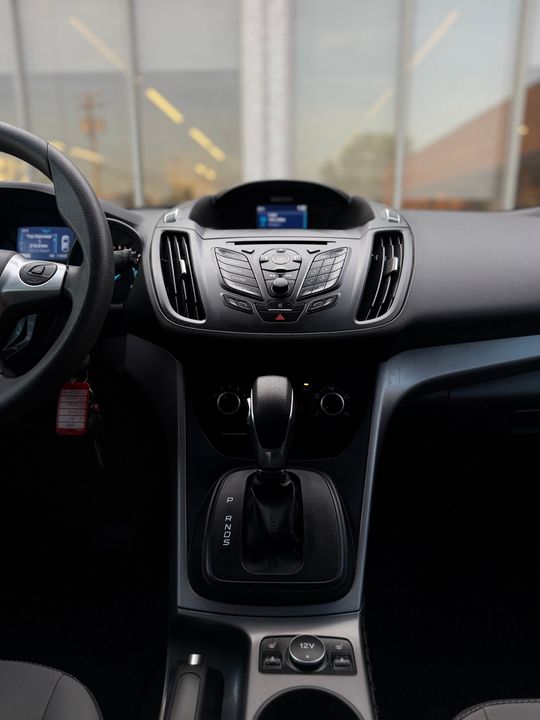 Ford Escape 2014 - Image 12