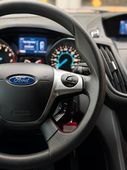 Ford Escape 2014 - Image 16
